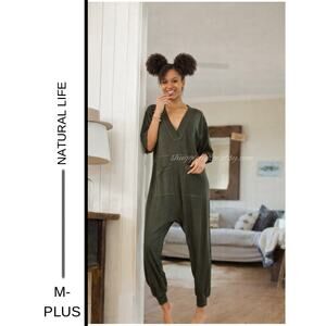 MSRP: $68 | ✨ Natural Life Oversized V-Neck Jumpsuit Size M (fits up to Plus)✨